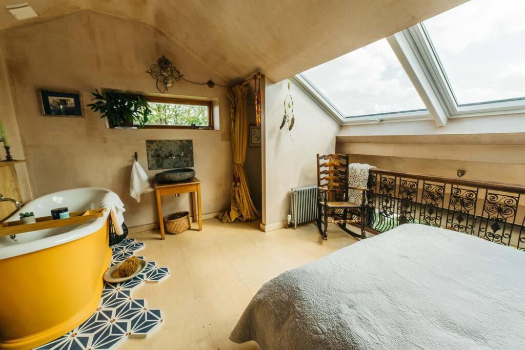 Romantic Country Annex With Views - 10 Min To Bath Cold Ashton Екстер'єр фото